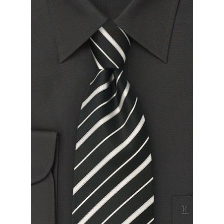 Black tie - Silk tie in black with fine silver stripes