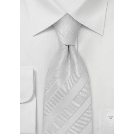 Festive Bright White Tie in XL