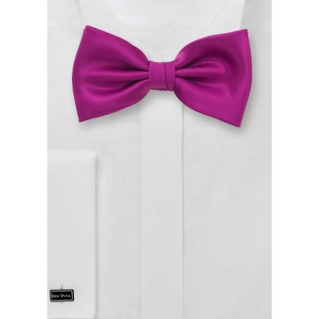 Bow Tie in Dark Fuchsia