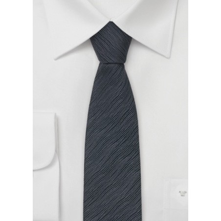 Skinny Necktie in Charcoal Gray