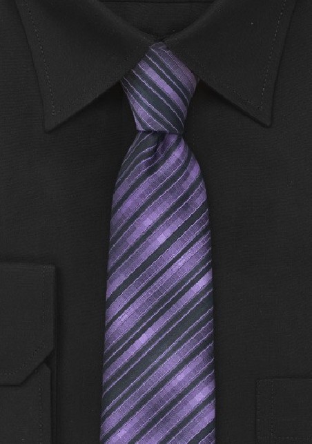 Skinny Necktie in Purple