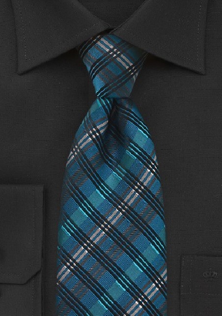 Modern Plaid Tie in Blue