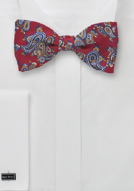Traditional Paisley Bow Tie in Red