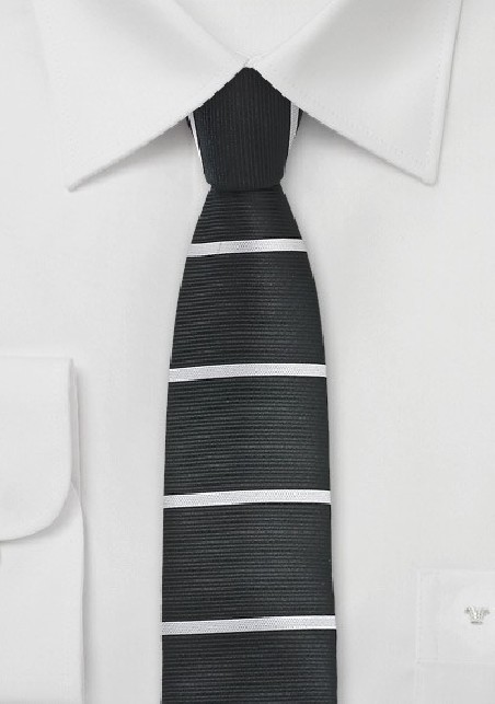 Retro Squared Tipped Tie in Black and Silver