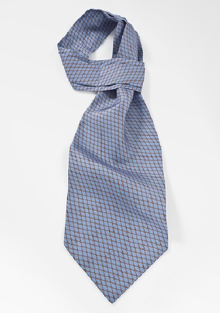 Modern Ascot in Lilacs