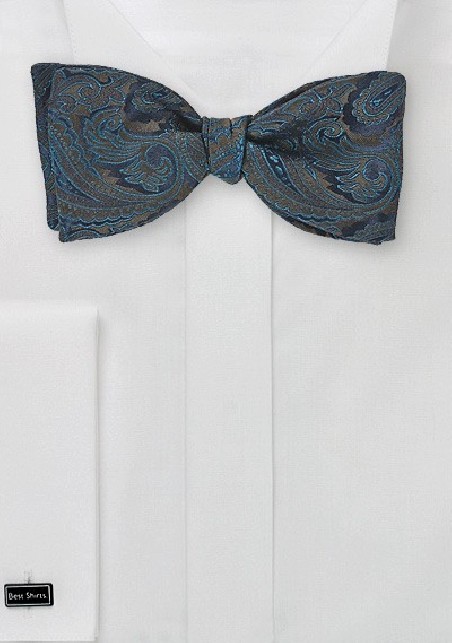 Scalloped Paisley in Bold Tan