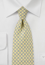 Diamond Links in Bright Yellow
