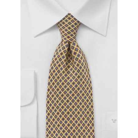 Tiled Rosebud Diamonds Tie in Sunflower