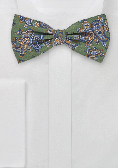Paisley Patterned Bow Tie in Vintage Green