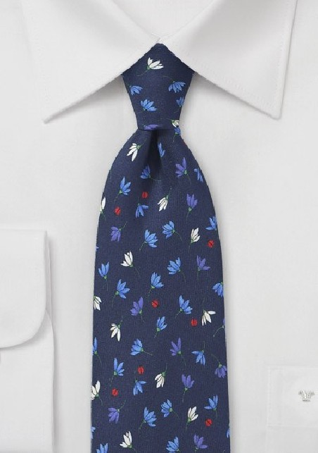 Playful Floral Tie in Navy