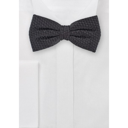 Wide Spread Bow Tie in Solid Black