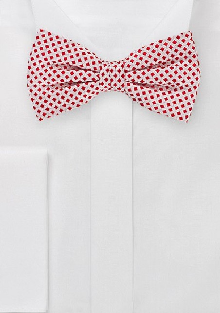Red and White Patterned Bow Tie