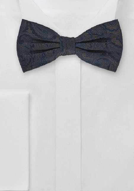 Stunning Paisley Bowtie in Navy