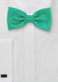 Bright Jade Green Bow Tie