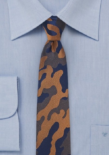 Bown and Navy Camo Tie