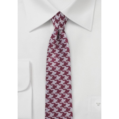 Skinny Houndstooth Silk Tie in Burgundy and Silver