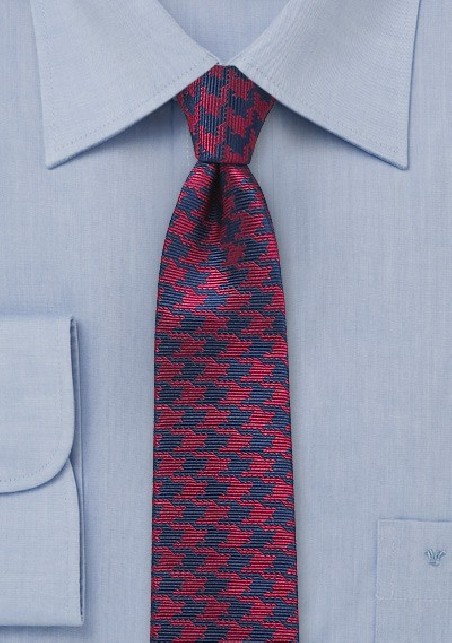Skinny Houndstooth Check Tie in Red and Navy