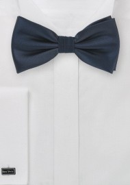 Solid Pre-Tied Bow Tie in Midnight Blue