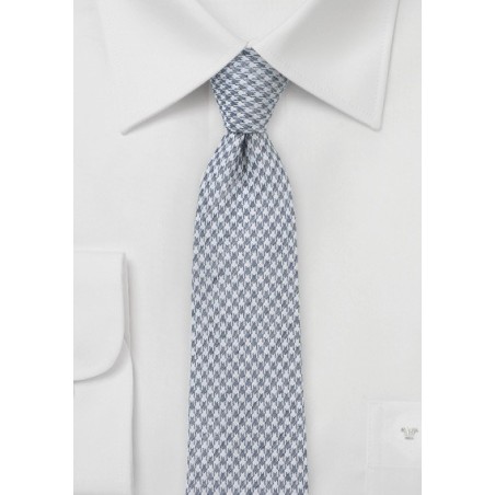 Slim Cut Houndstooth Tie in Grey
