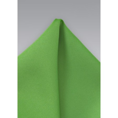 Solid Pocket Square in Kelly Green