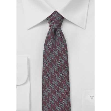Wool Houndstooth Check Tie in Burgundy and Gray