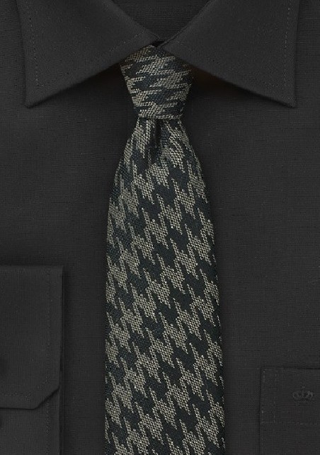 Trendy Wool Houndstooth Check Tie in Black and Gray