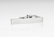 Narrow Tie Bar in Matte Silver