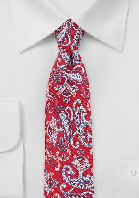 Summer Paisley Silk Tie in Bright Red