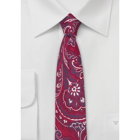 Slim Cut Paisley Tie in Bold Red