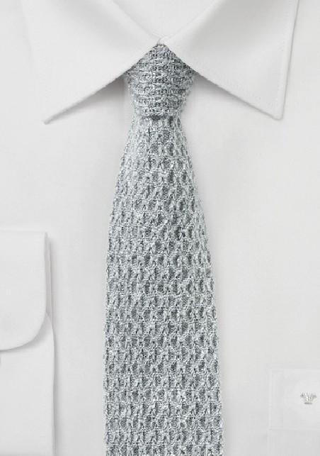 Coarse Knitted Cashmere Tie in Gray