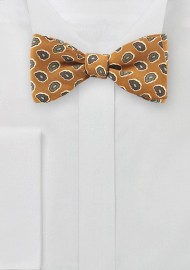 Vintage Paisley Bow Tie in Golden Curry