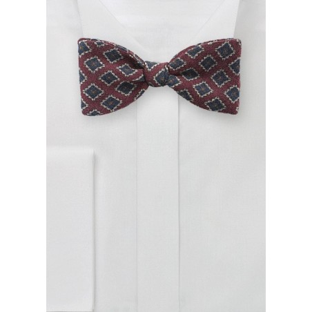 Diamod Print Bow Tie in Deep Burgundy