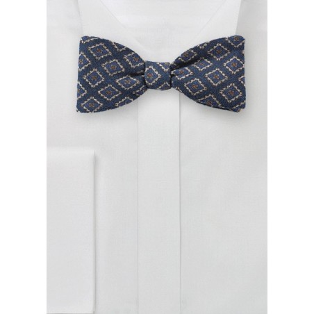 Diamond Medallion Bow Tie in Wool