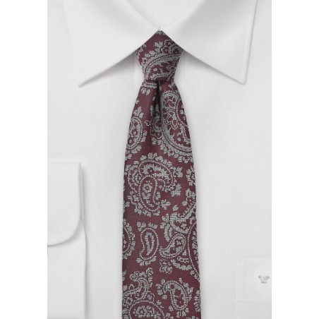 Skinny Paisley Tie in Burgundy