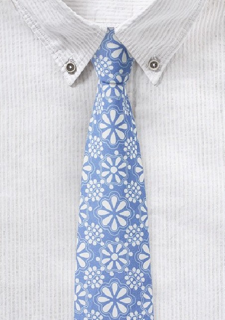 Pale Blue Floral Lace Cotton Tie