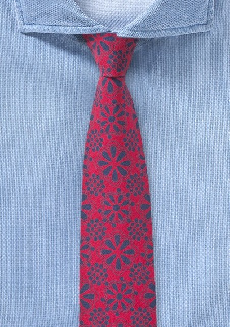 Red Tie with Geometric Lace Print in Navy