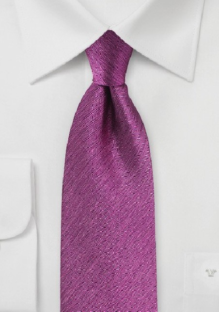Herringbone Silk Tie in Magenta