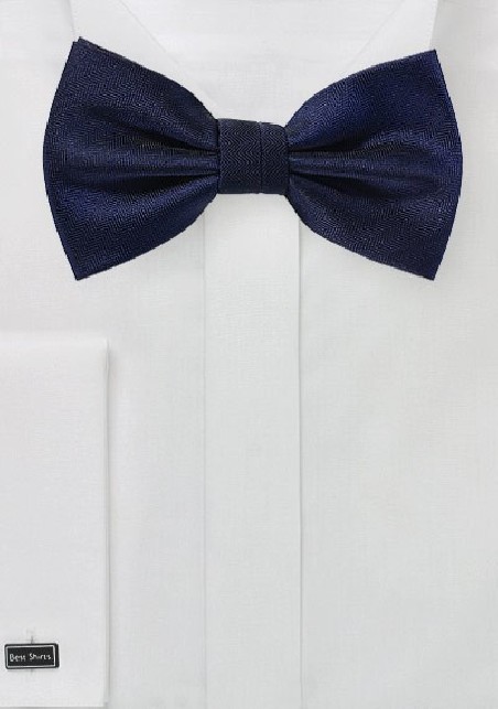 Formal Bow Tie in Midnight Blue