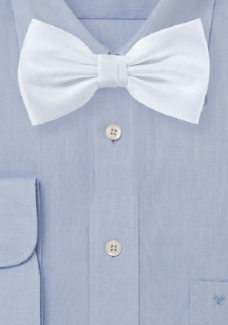 Matte Woven Bowtie in Classic White