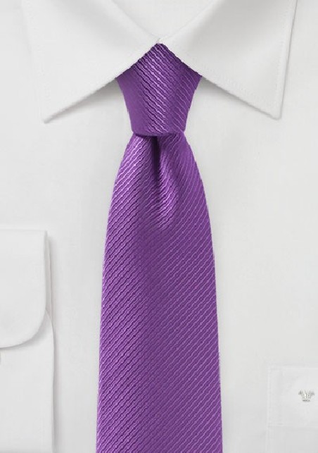 Slim Cut Tie in Bright Violet