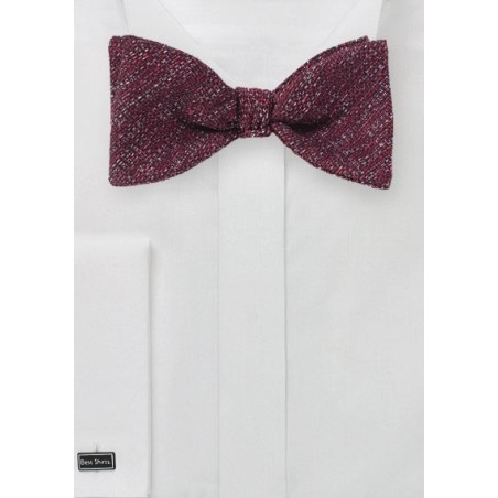 Textured Seld-Tie Bow Tie in Burgundy