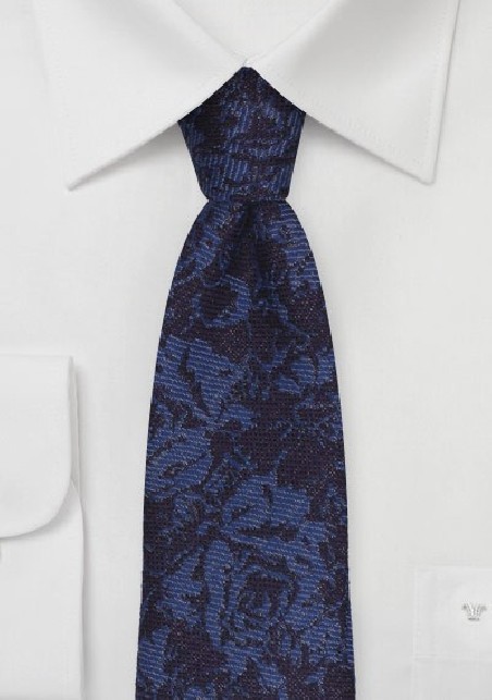 Floral Skinny Wool Tie in Navy