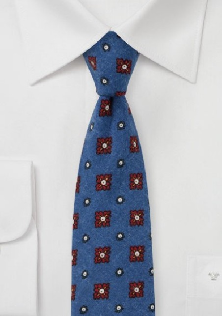 Flannel Medallion Print Tie in Indigo