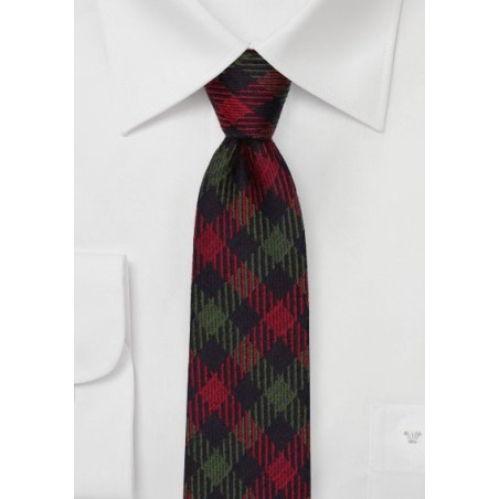 Winter Wool Plaid Tie in Dark Green and Red