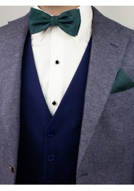 Woolen Bow Tie in Gem Green Styled