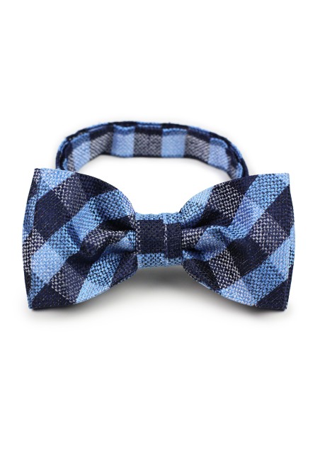 Blue plaid pre-tied bow tie