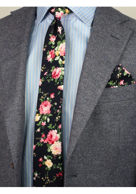floral skinny tie with roses