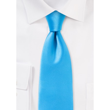 Summer Necktie in Solid Malibu Blue