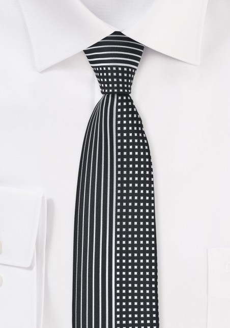 Modern Skinny Tie in Black and Silver