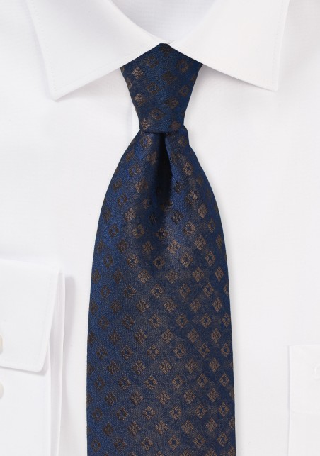 Elegant Mens Tie in Navy with Bronze
